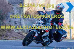 B23A8795
