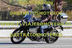 B23A6895