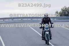 B23A2499