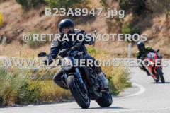 B23A8947