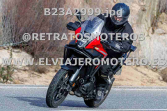 B23A2999